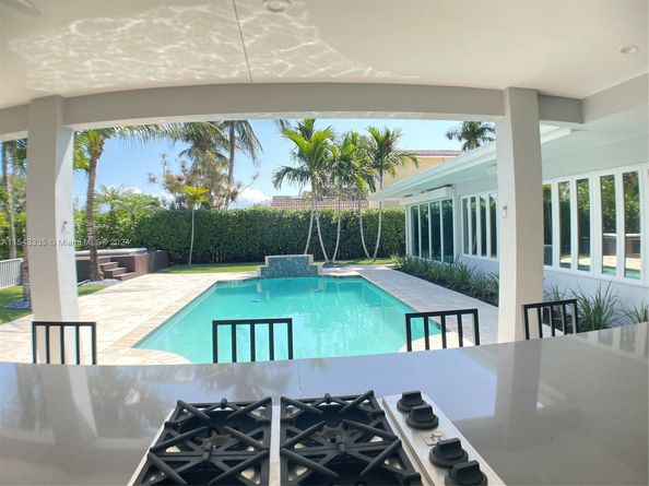 404 Coconut Isle Dr, Fort Lauderdale FL 33301