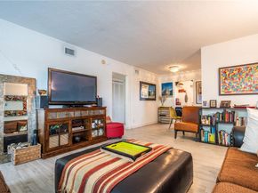 350 S Shore Dr 4, Miami Beach FL 33141