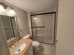 20505 E Country Club Dr 138, Aventura FL 33180