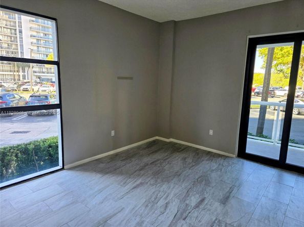 20505 E Country Club Dr 138, Aventura FL 33180