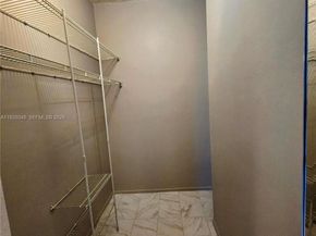 20505 E Country Club Dr 138, Aventura FL 33180