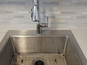 20505 E Country Club Dr 138, Aventura FL 33180