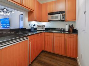 1435 Brickell Ave 3510, Miami FL 33131