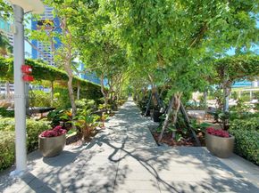 1435 Brickell Ave 3510, Miami FL 33131