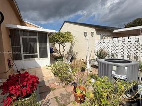 19804 NW 67th Ct, Hialeah FL 33015