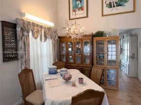 19804 NW 67th Ct, Hialeah FL 33015