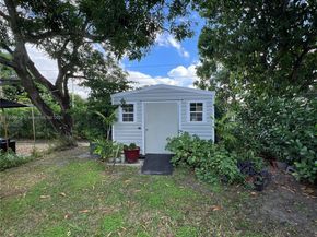 12685 NW Miami Ct, North Miami FL 33168