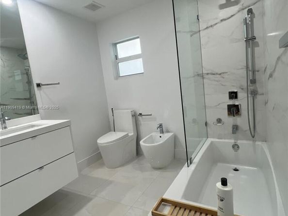 12685 NW Miami Ct, North Miami FL 33168