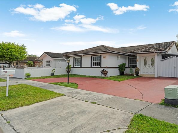5673 SW 149th Ave, Miami FL 33193