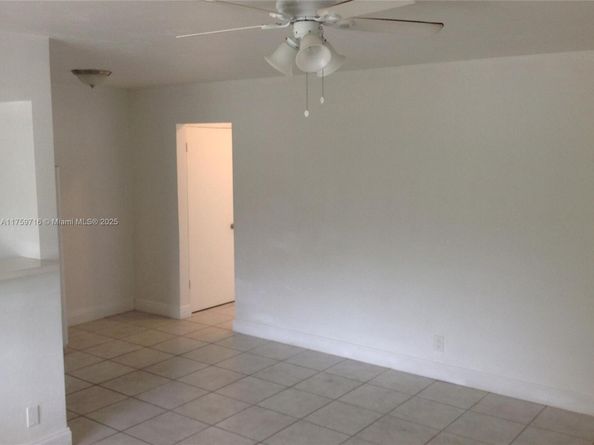 1816 Mckinley St 12A, Hollywood FL 33020
