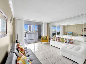 410 Golden Isles Dr 407, Hallandale Beach FL 33009