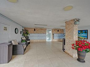 410 Golden Isles Dr 407, Hallandale Beach FL 33009