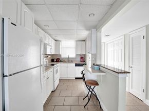 410 Golden Isles Dr 407, Hallandale Beach FL 33009