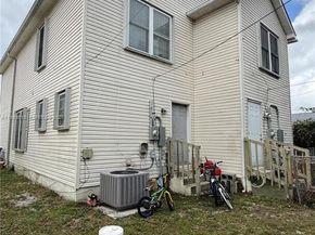 1738 SW 44th Ter, Fort Lauderdale FL 33317