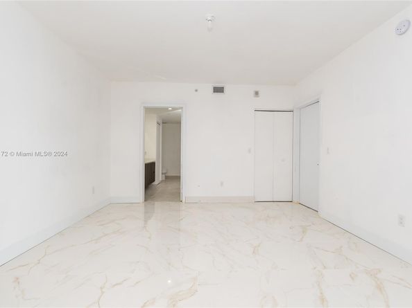 488 NE 18th St 2810, Miami FL 33132