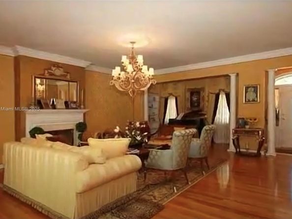 2301 Alhambra Cir, Coral Gables FL 33134