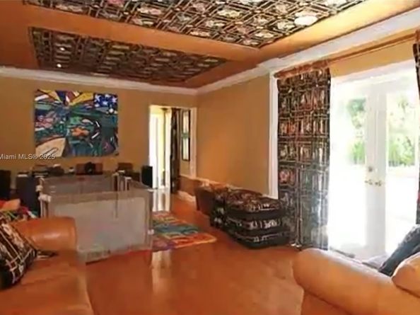 2301 Alhambra Cir, Coral Gables FL 33134