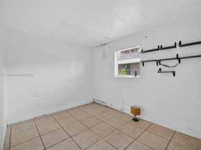 2779 NW 9th Pl, Fort Lauderdale FL 33311