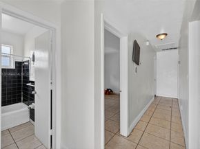 2779 NW 9th Pl, Fort Lauderdale FL 33311