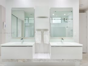 137 W Shore Dr W, Miami FL 33133