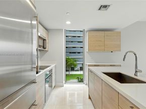 16385 Biscayne Blvd 301, North Miami Beach FL 33160