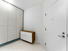 16385 Biscayne Blvd 301, North Miami Beach FL 33160