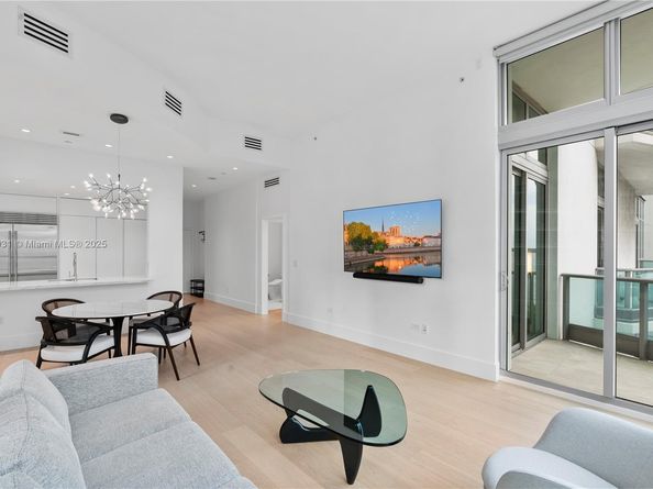 1331 Brickell Bay Dr 608, Miami FL 33131