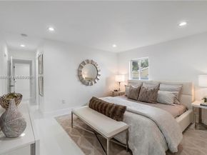 224 E Acre Dr, Plantation FL 33317