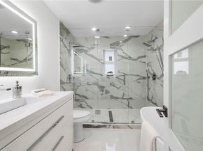 224 E Acre Dr, Plantation FL 33317