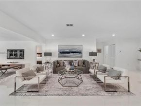 224 E Acre Dr, Plantation FL 33317