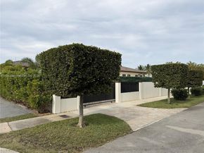 Undisclosed Address #A11944885, Miami FL 33165