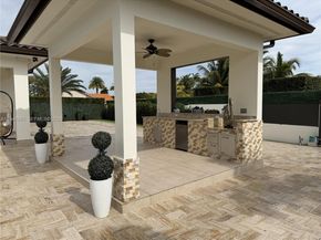 Undisclosed Address #A11944885, Miami FL 33165