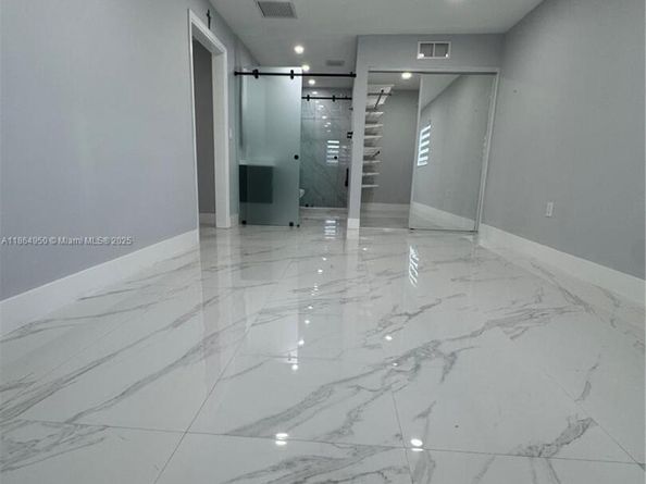 1433 SW 92nd Pl, Miami FL 33174