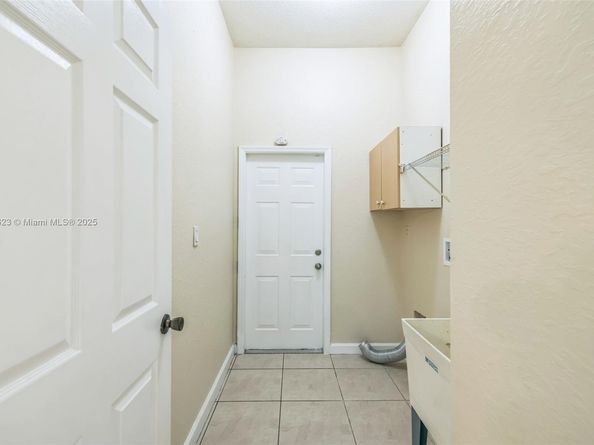 1780 SE 19th Ter, Homestead FL 33035