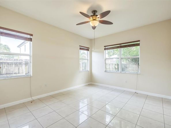 1780 SE 19th Ter, Homestead FL 33035