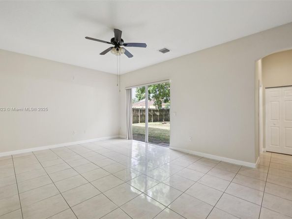 1780 SE 19th Ter, Homestead FL 33035