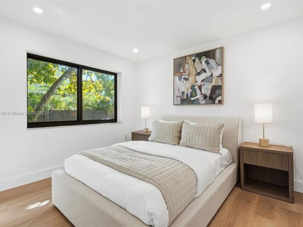 2544 SW 19th St, Miami FL 33145