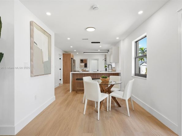 2544 SW 19th St, Miami FL 33145