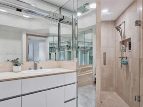 3000 Island Blvd 1106, Aventura FL 33160