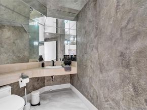 3000 Island Blvd 1106, Aventura FL 33160