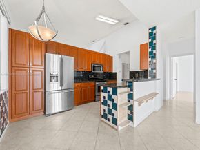 15181 NW 6th Ct, Pembroke Pines FL 33028