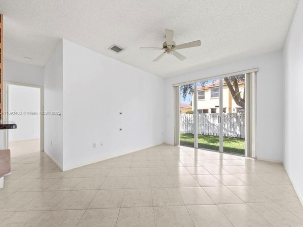15181 NW 6th Ct, Pembroke Pines FL 33028