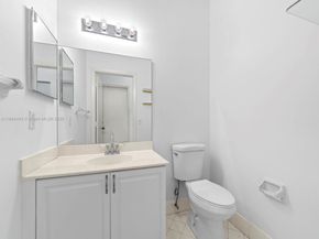 15181 NW 6th Ct, Pembroke Pines FL 33028