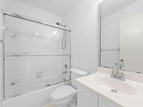 15181 NW 6th Ct, Pembroke Pines FL 33028