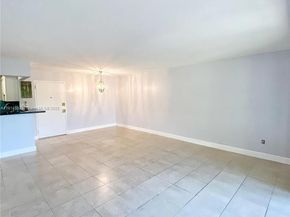 10373 N Kendall Dr H6, Miami FL 33176