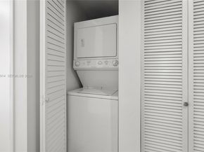 185 SW 7th St 2702, Miami FL 33130