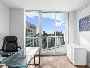 185 SW 7th St 2702, Miami FL 33130