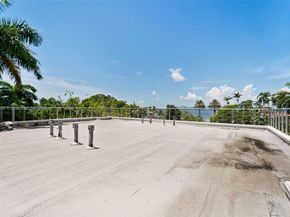 5625 N Bay Rd, Miami Beach FL 33140