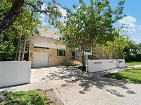 5625 N Bay Rd, Miami Beach FL 33140