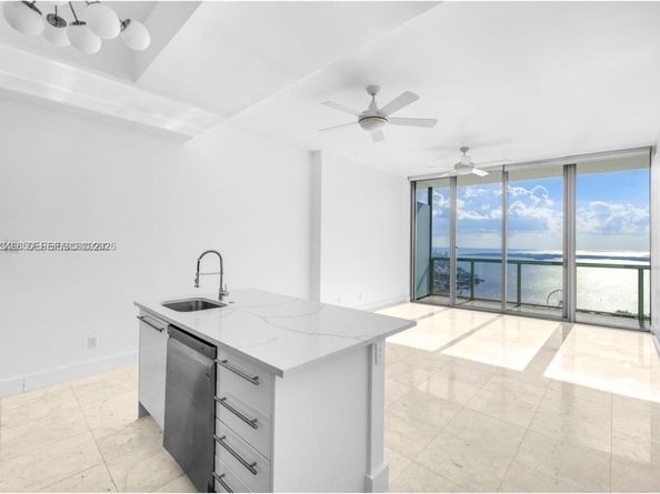 888 Biscayne Blvd 4806, Miami FL 33132